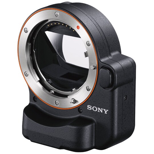 Sony LA-EA4 35 mm full-frame A-mount adapter