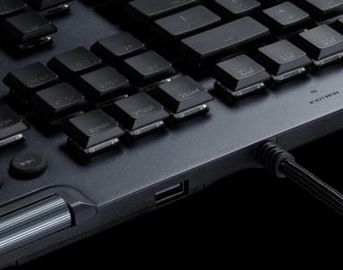 Logitech G815 gaming tastatur (GL Clicky switches)