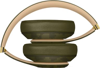 Beats Studio3 around-ear høretelefoner: Beats Camo coll. (skovgrøn)