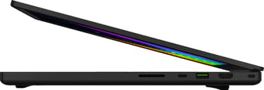 Razer Blade Pro 17 bærbar gaming computer (sort)