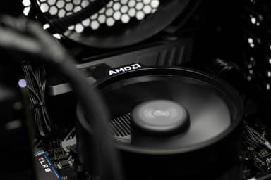 Edge Genesis 1 stationær gaming computer