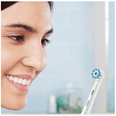 Oral-B Pro-2 2200S elektrisk tandbørste (blå/hvid)