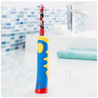 Oral-B Advance Power Kids elektrisk tandbørste til børn