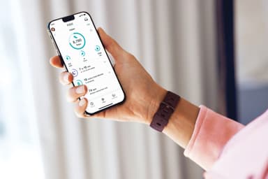 Fitbit Charge 4 aktivitetsmåler (rosewood)