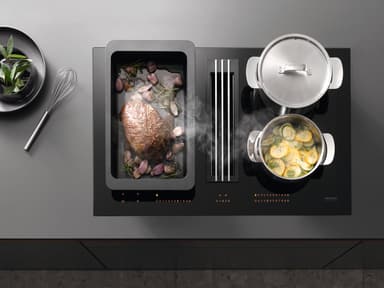 Miele 2-i-1 kogeplade med integreret emhætte KMDA7633FL