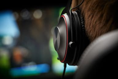 Piranha PC100 gaming headset