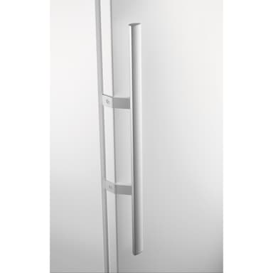 Electrolux fryser LUC6NF25W