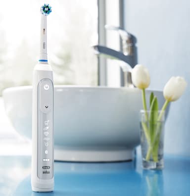 Oral-B Genius 8100S elektrisk tandbørste