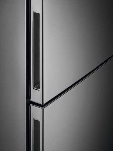 Electrolux Køl/frys kombination LNT7ME32X2 (Stainless)