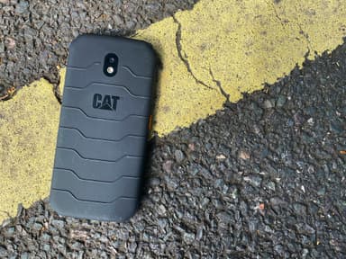 CAT S42 smartphone (sort)