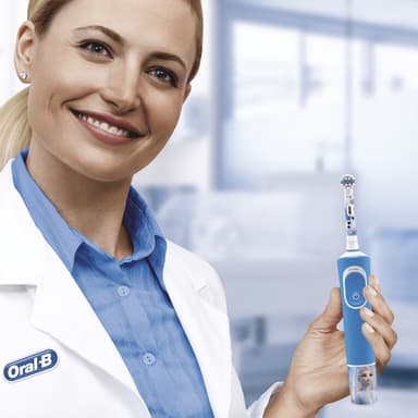 Oral-B Vitality 100 Kids Frozen elektrisk tandbørste gavesæt 309512