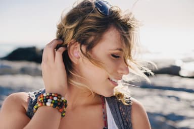 JBL LIVE FREE NC+ true-wireless in-ear høretelefoner (pink)