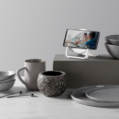 Belkin Boost Charge 10 Watt trådløs oplader og højttaler (hvid)