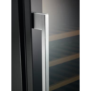 AEG indbygget vinkøleskab SWB63001DG (sort)