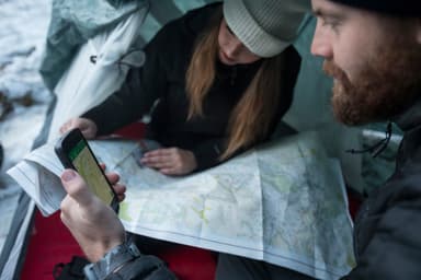 Land Rover Explore outdoor smartphone