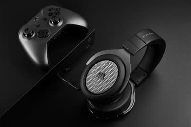 Corsair HS75 XB gaming headset