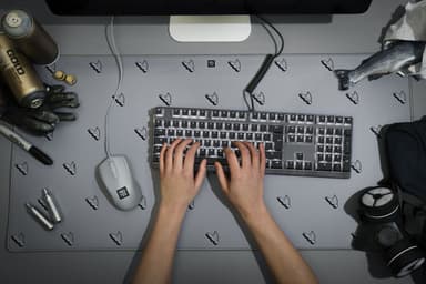 Mionix Desk Pad (shark fin)