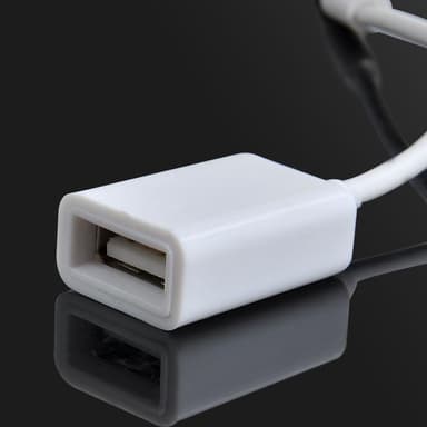 3,5 mm til USB lydadapter til bilen