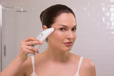 Remington Reveal microdermabrasion device MD3000