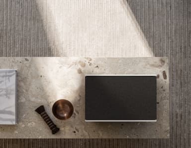 B&O Beosound Level bærbar højttaler med Google Assistant (natural)