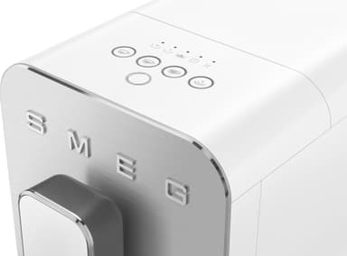Smeg espressomaskine BCC02WHMEU (hvid)