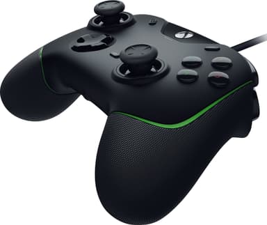 Razer Wolverine V2 gaming controller