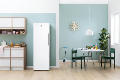 Indesit fryseskab UI8F1CW1