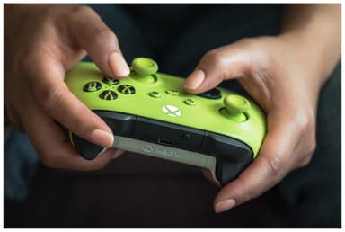 Microsoft Xbox Wireless controller (gul)