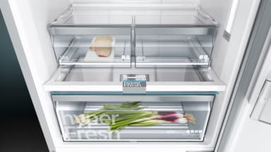 Siemens iQ500 kølefryseskab KG49NAIDP (inox)