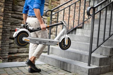Ninebot fra Segway elektrisk scooter MAX G30LD