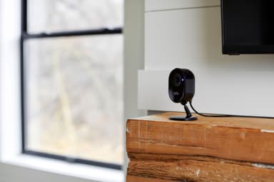Arlo Essential Indoor Camera (hvid)