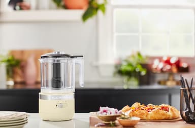 KitchenAid ledningsfri minihakkemaskine 5KFCB519EAC (almond cream)