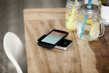 Zens Qi wireless powerbank (sort)