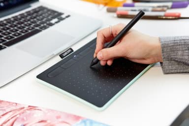 Wacom Intuos S Bluetooth tegneplade (pistachio)