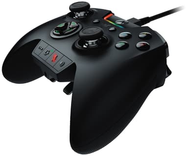 Razer Wolverine Ultimate Xbox One controller