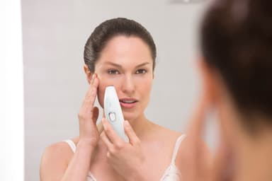 Remington Reveal microdermabrasion device MD3000