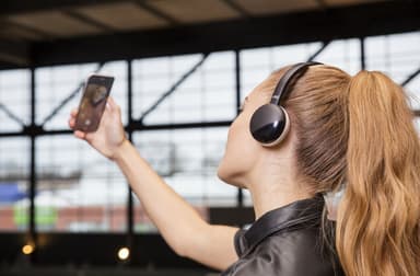 JVC HA-S20BT trådløse on-ear hovedtelefoner (sort)