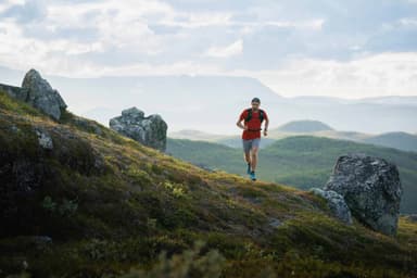 Polar Grit X Pro multisportsur M/L (sort)