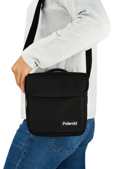 Polaroid Now analogt kamera Black Kit med taske (sort/hvid)