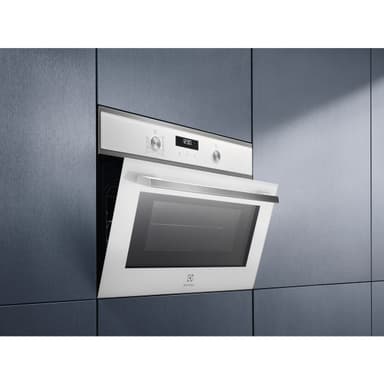 Electrolux 800 CombiQuick COM700CV (hvid)