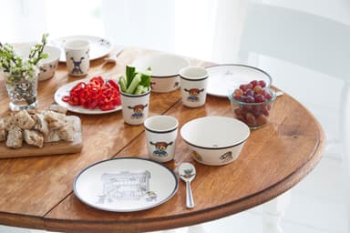 Pippi Långstrump - 100% Melamine 5 pcs package (plate, bowl, tumbler, 2 spoons)