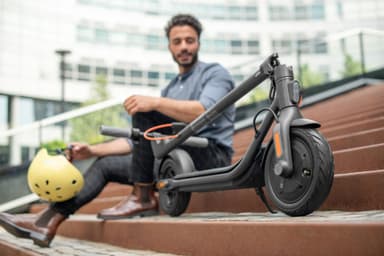 Ninebot fra Segway KickScooter el-løbehjul F30D