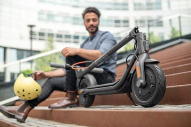 Ninebot fra Segway KickScooter el-løbehjul F30E