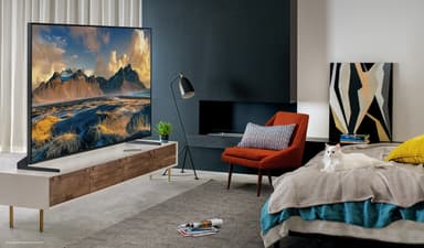 Samsung 65" Q900 8K QLED UHD Smart TV QE65Q900RAT