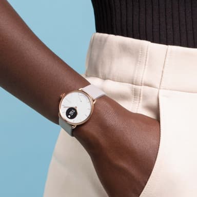 Withings ScanWatch hybrid smartwatch 38 mm (rose gold)