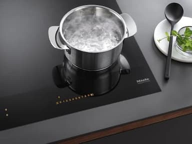 Miele Kogeplade KM 7575 FL (Sort)