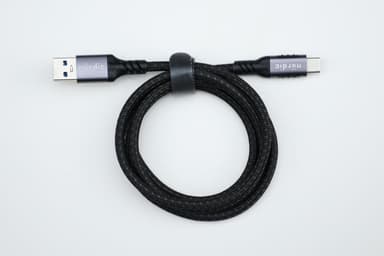 NÖRDIC 1m USB3.2 Gen1 USB-C til A nylonflettet kabel hurtig opladning 3A 5Gbps Strømforsyning PD 60W