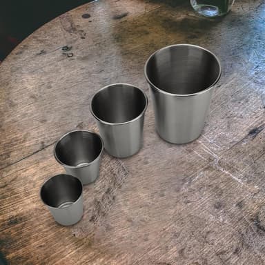 5x Stabelbare drikkekrus i rustfrit stål (85 ml)