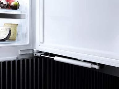 Miele Køleskab K 7763 E (Ingen farve)