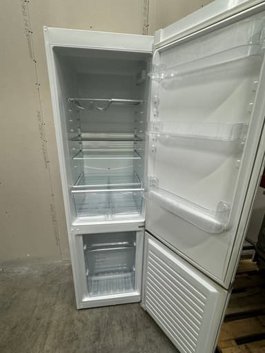 Zanussi køle/fryseskab ZRB38212WA - brugt
